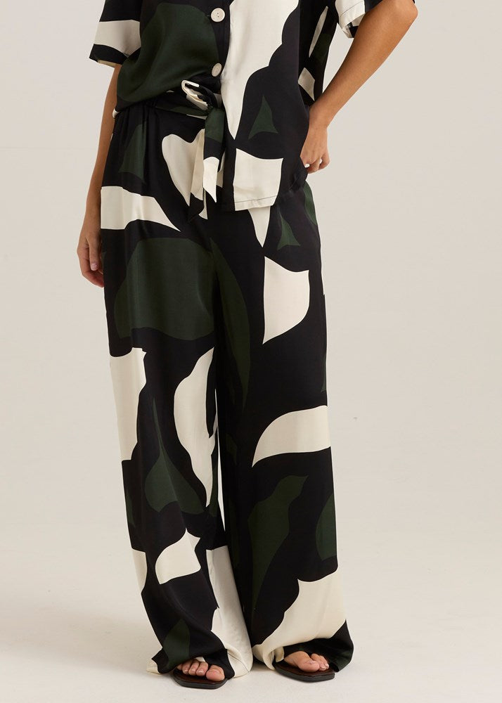 Tarni Satin Pant - Iris Abstract Print