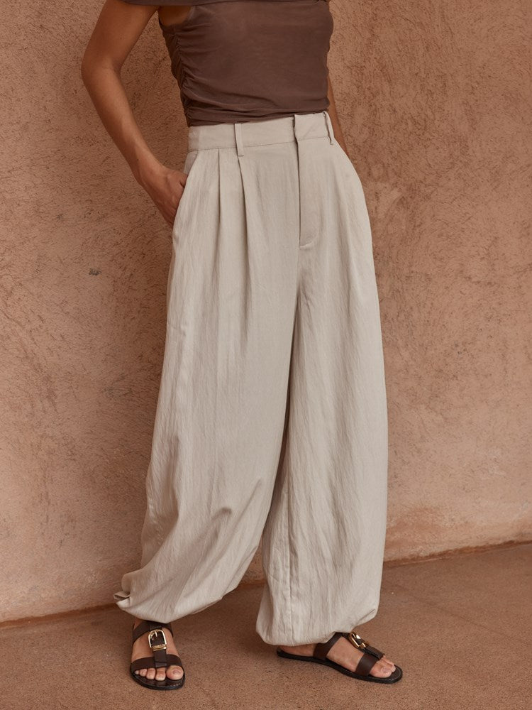 Lucie Soft Balloon Pant in Stone – women's pants by SASS