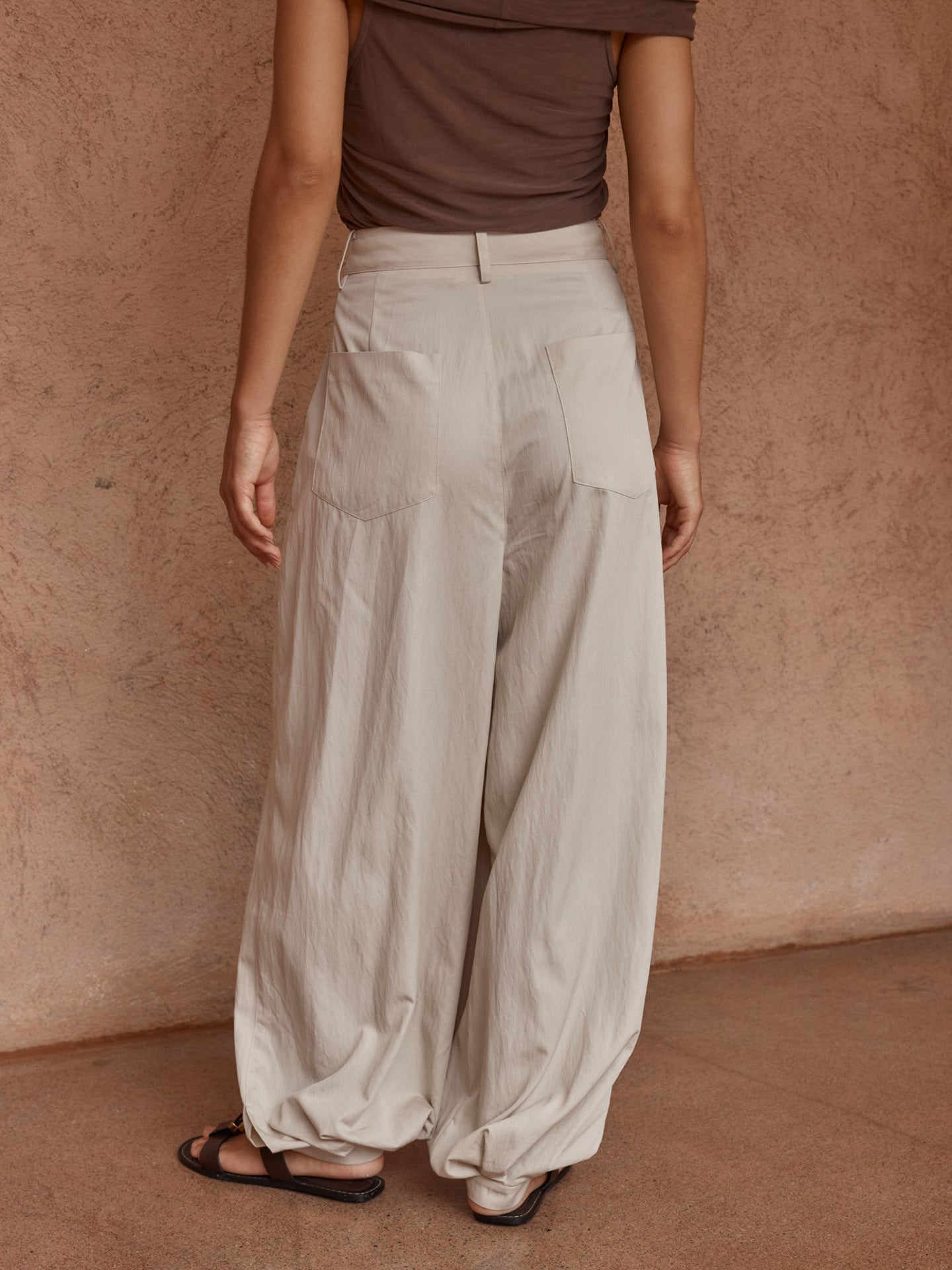 Lucie Soft Balloon Pant in Stone – women's pants by SASS
